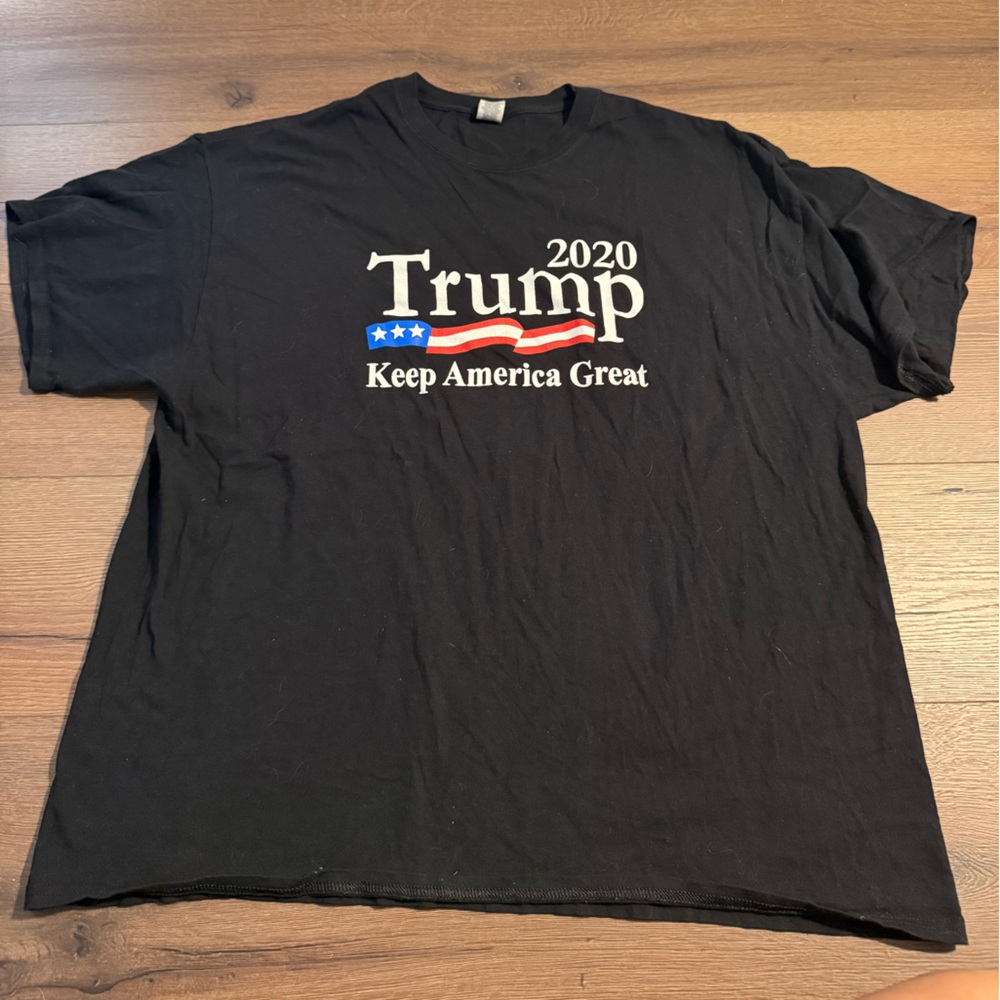 Black Men's Trump 2020 T-Shirt